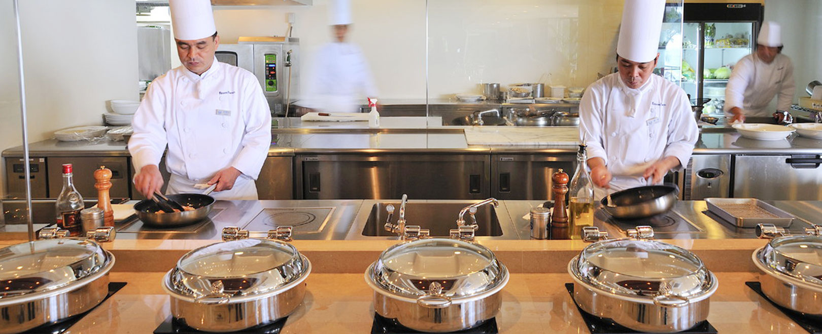 Kitchen scenery