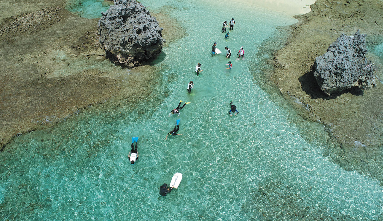 ヨウ島の海